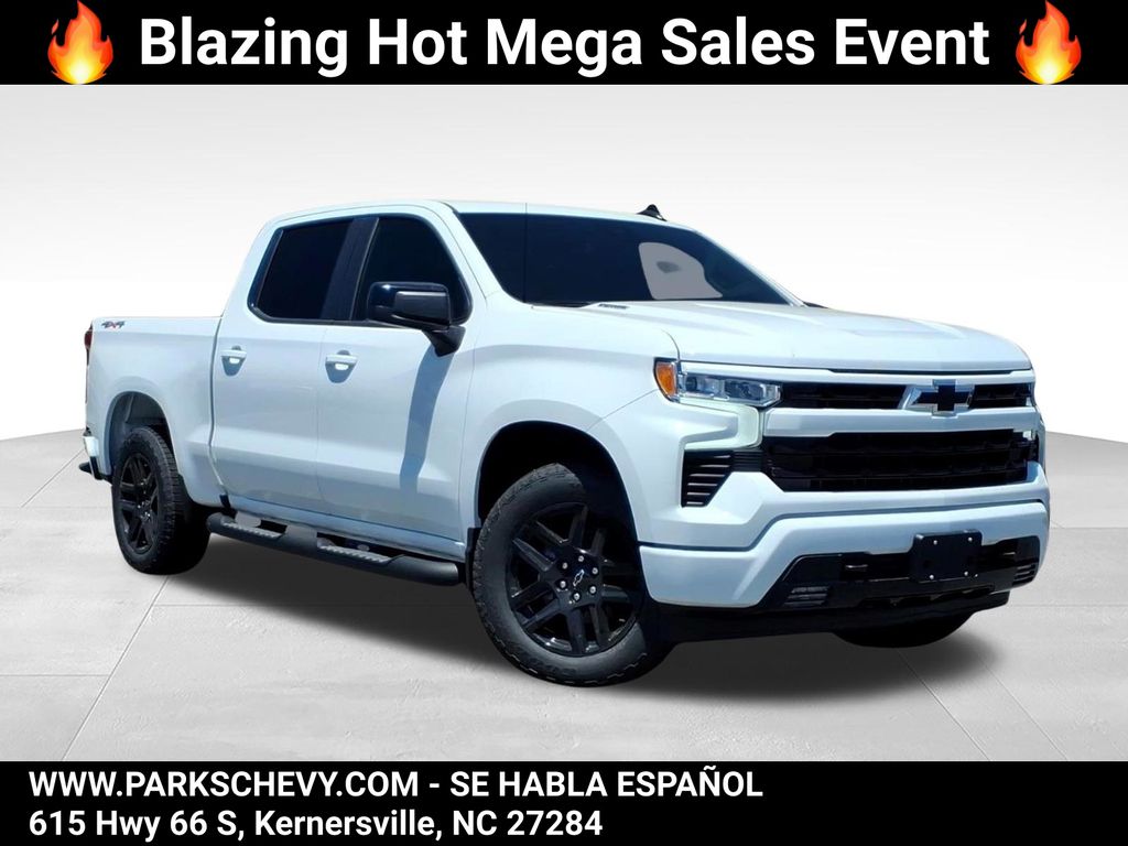 Summit White 2026 Chevrolet Silverado 1500 RST Crew Cab 4WD Pickup Truck Four-Wheel Drive 8-Speed Automatic