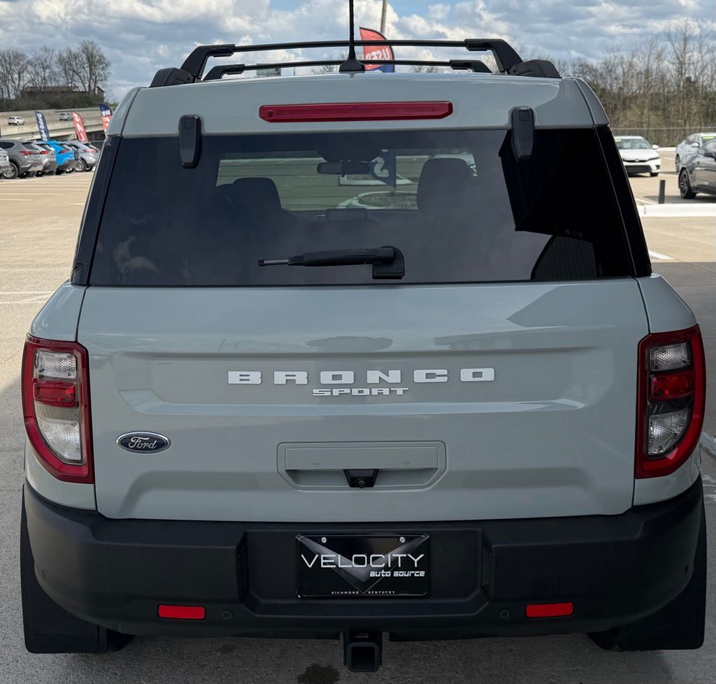 View vehicle photo 6