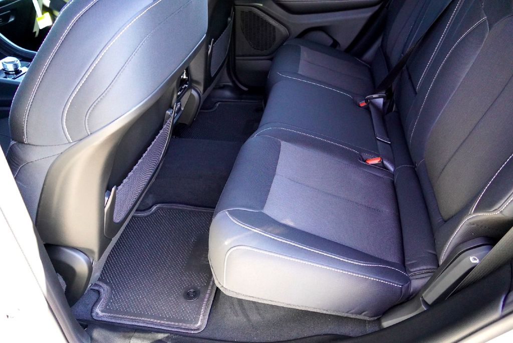 New Car 2025 Jeep Grand Cherokee  Laredo For Sale Under $40,000 In Taylor, Texas