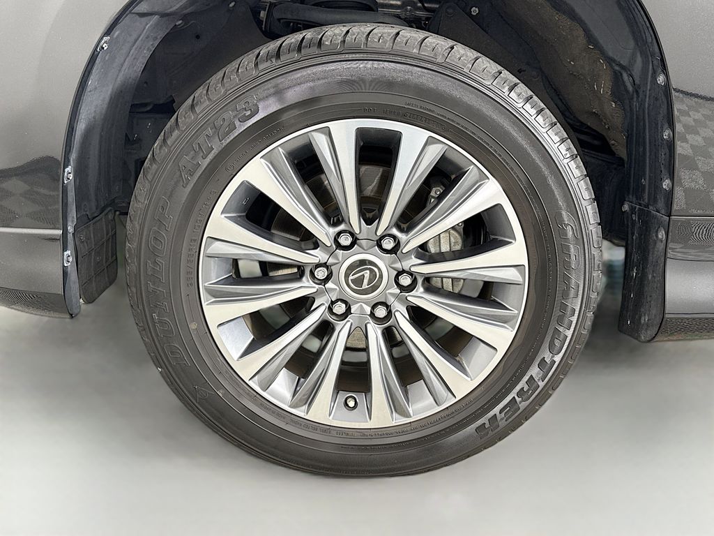 2023 Lexus GX 460 Luxury 32