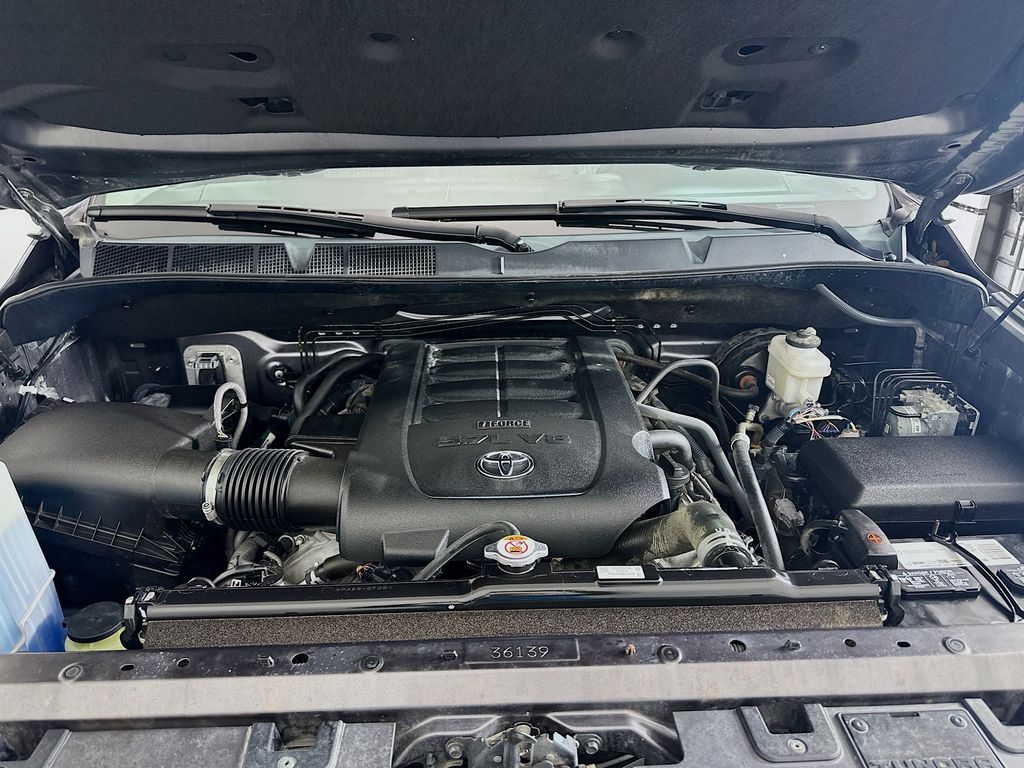 2021 Toyota Tundra SR5 28