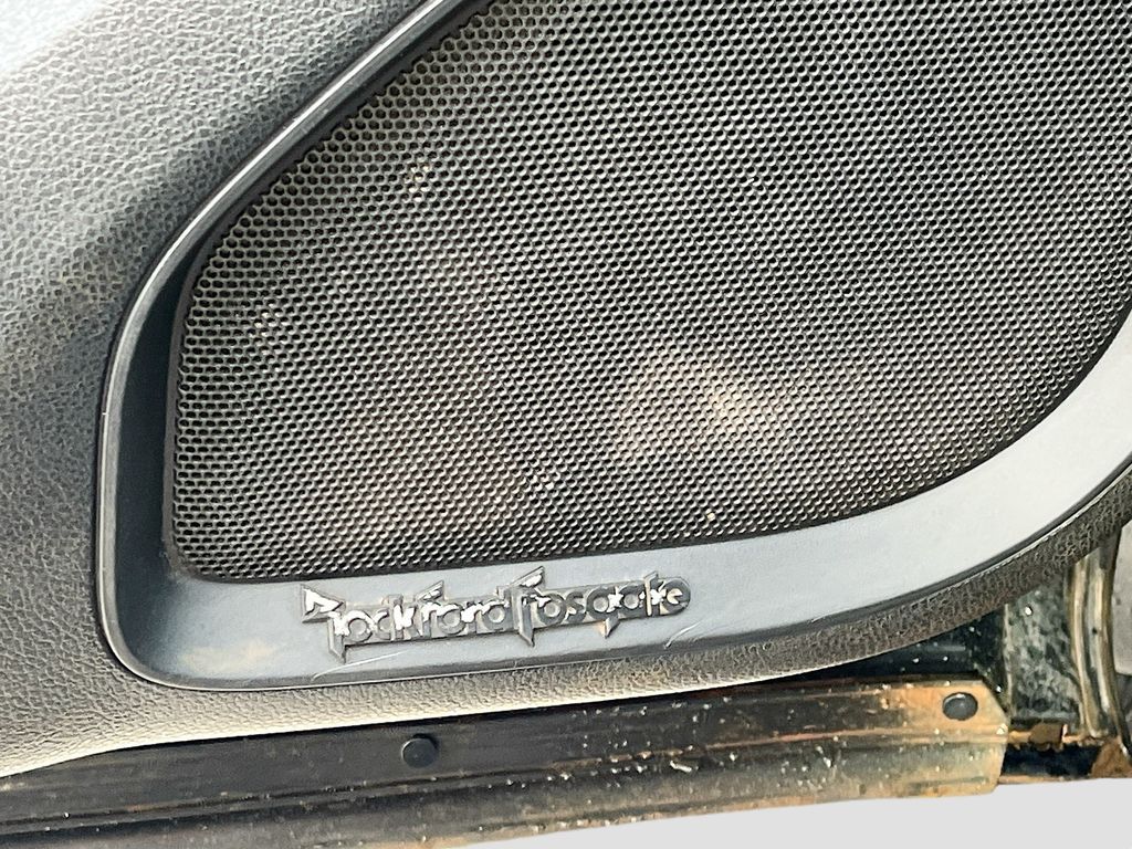 Used 2018 Magnetic Black Nissan PRO-4X image 19
