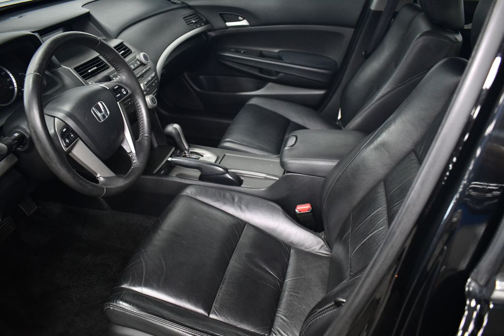 Thumbnail: 2011 Honda Accord - 25