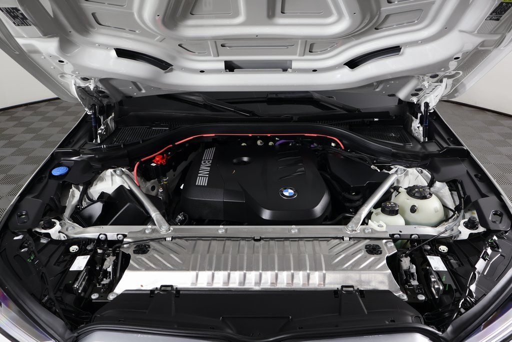 Thumbnail: 2026 BMW X3 - 15