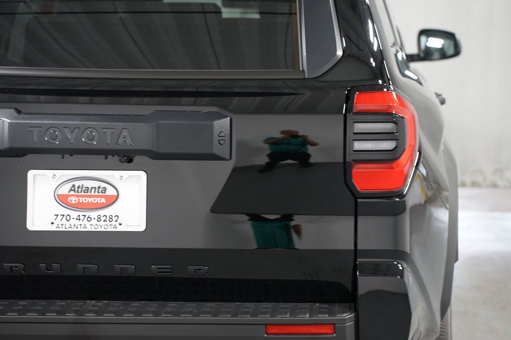 Thumbnail: 2025 Toyota 4Runner - 10