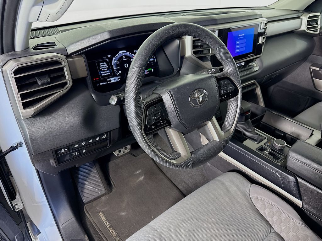 Thumbnail: 2024 Toyota Sequoia - 9