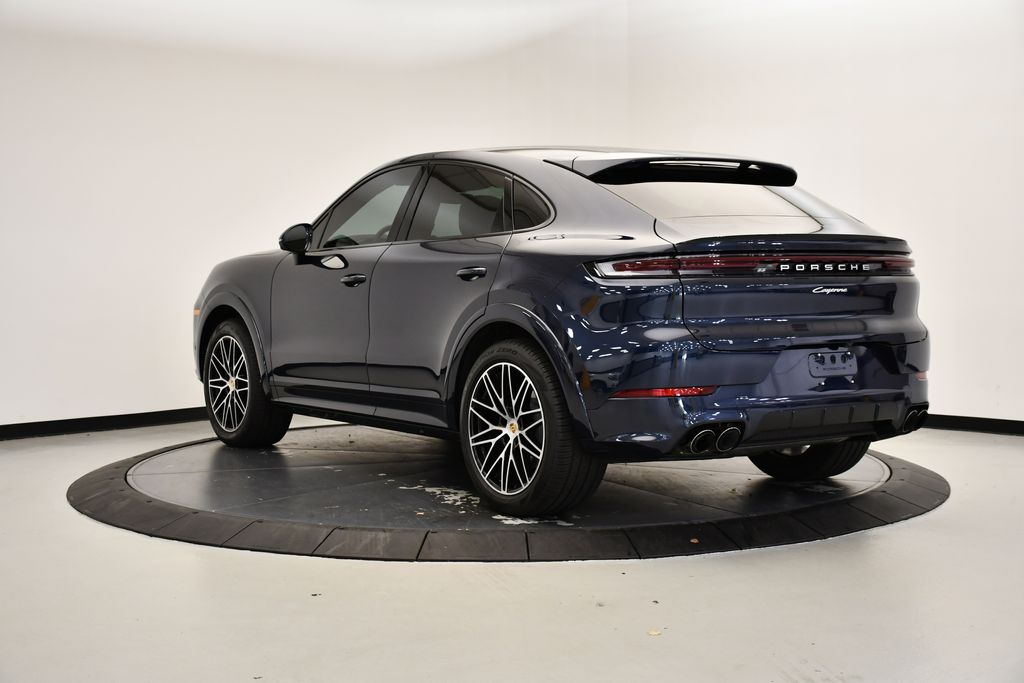 Thumbnail: 2024 Porsche  - 3