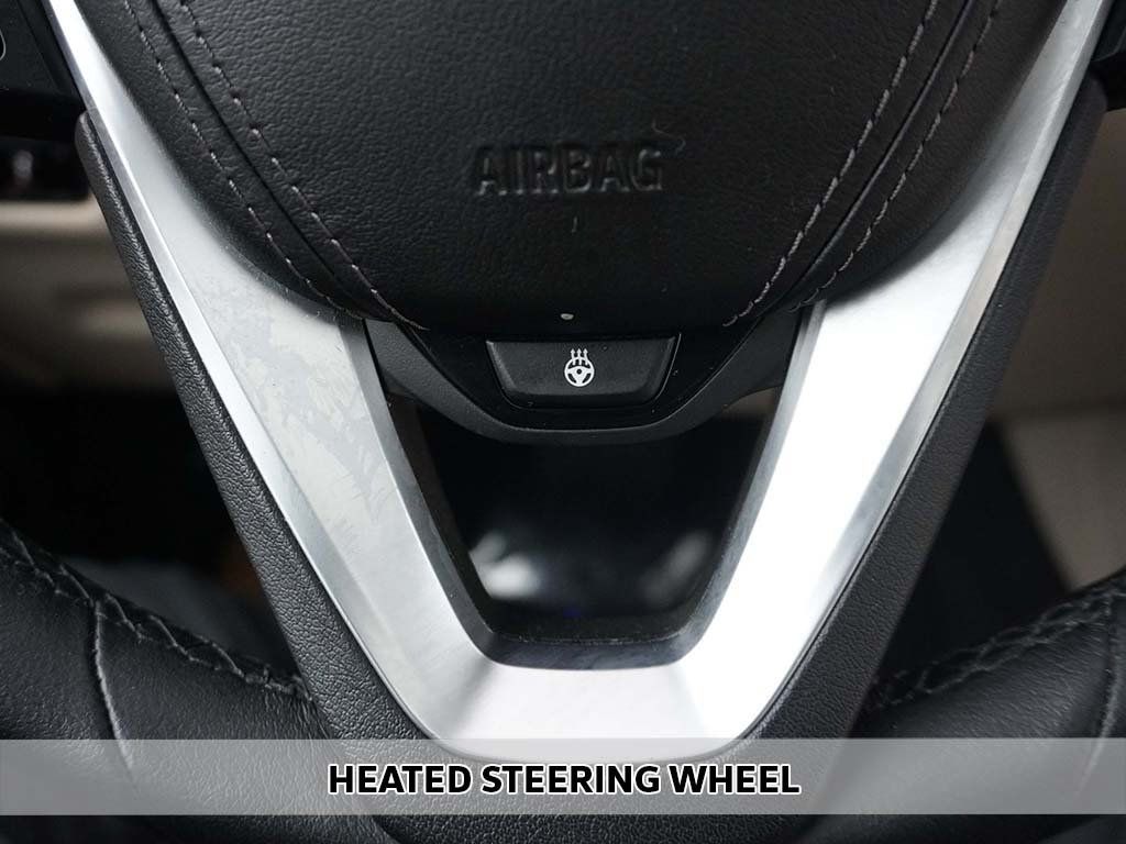 Used 2022 Gray BMW xDrive40i image 10