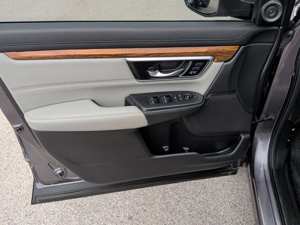 2018 Honda CR-V Touring Silver at Community Honda