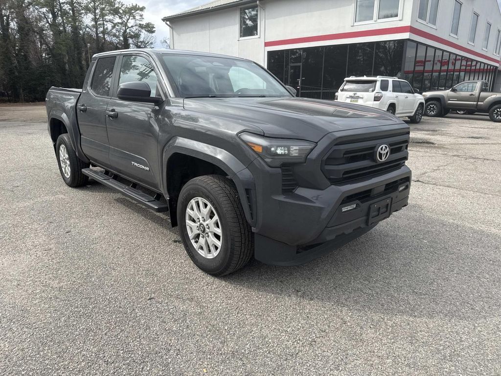 2024 Toyota Tacoma SR5 Double Cab 4WD