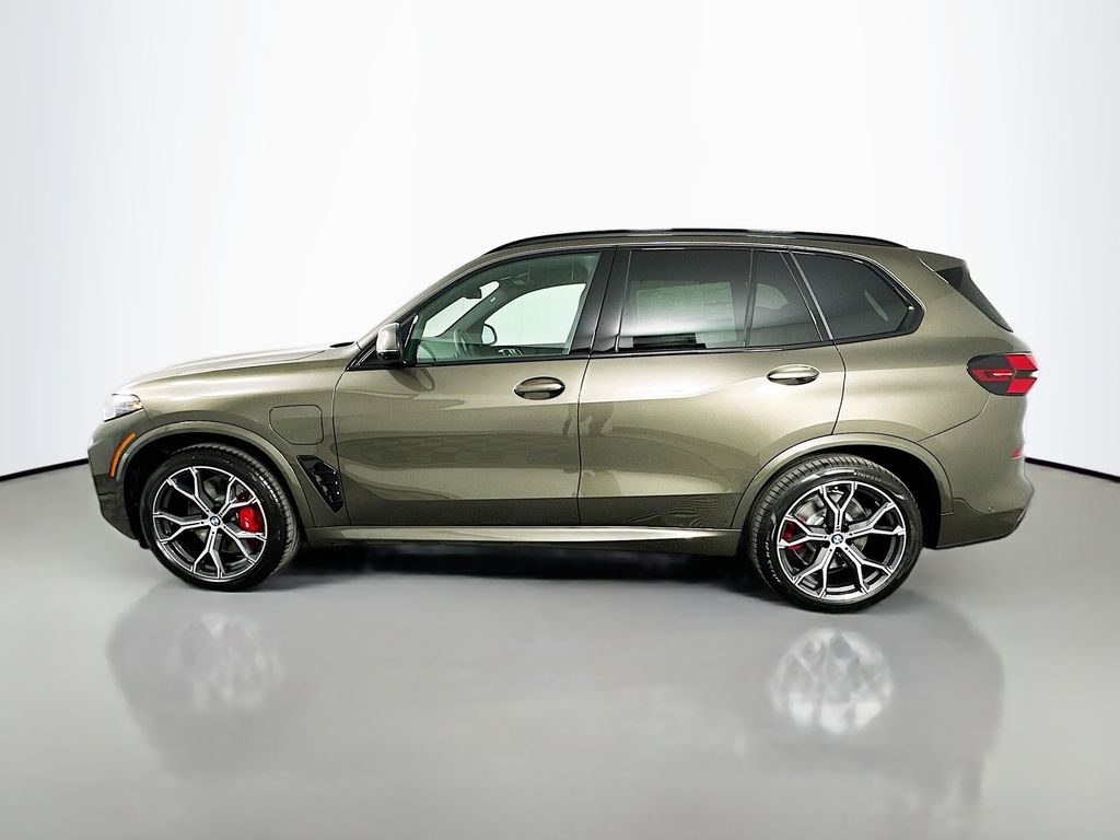 Thumbnail: 2026 BMW X5 - 8