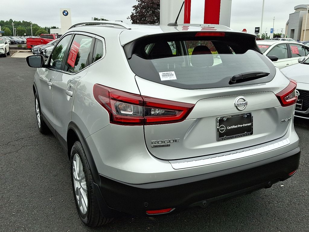 Thumbnail: 2020 Nissan Rogue Sport - 4