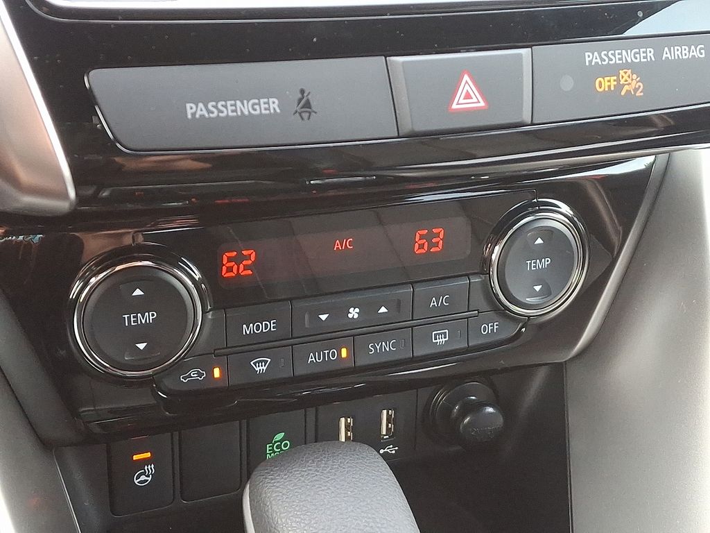 2024 Mitsubishi Eclipse Cross SEL 16