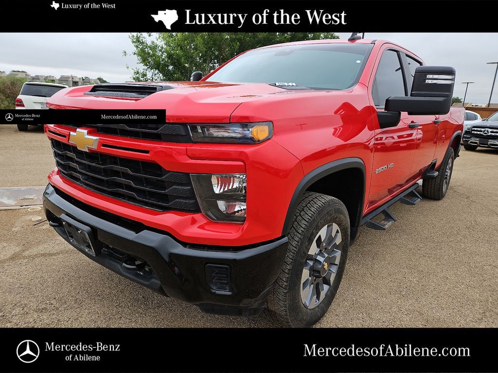 2024 Chevrolet Silverado 2500HD Custom Crew Cab 4WD