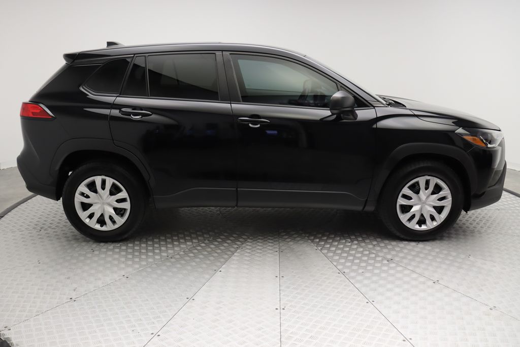 2022 Toyota Corolla Cross L 7