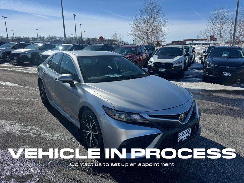 2022 Toyota Camry SE FWD