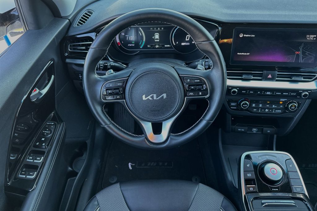 2022 Kia Niro EV EX 16