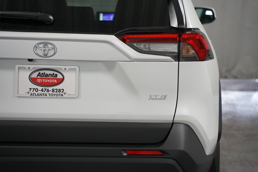 Thumbnail: 2025 Toyota RAV4 - 10