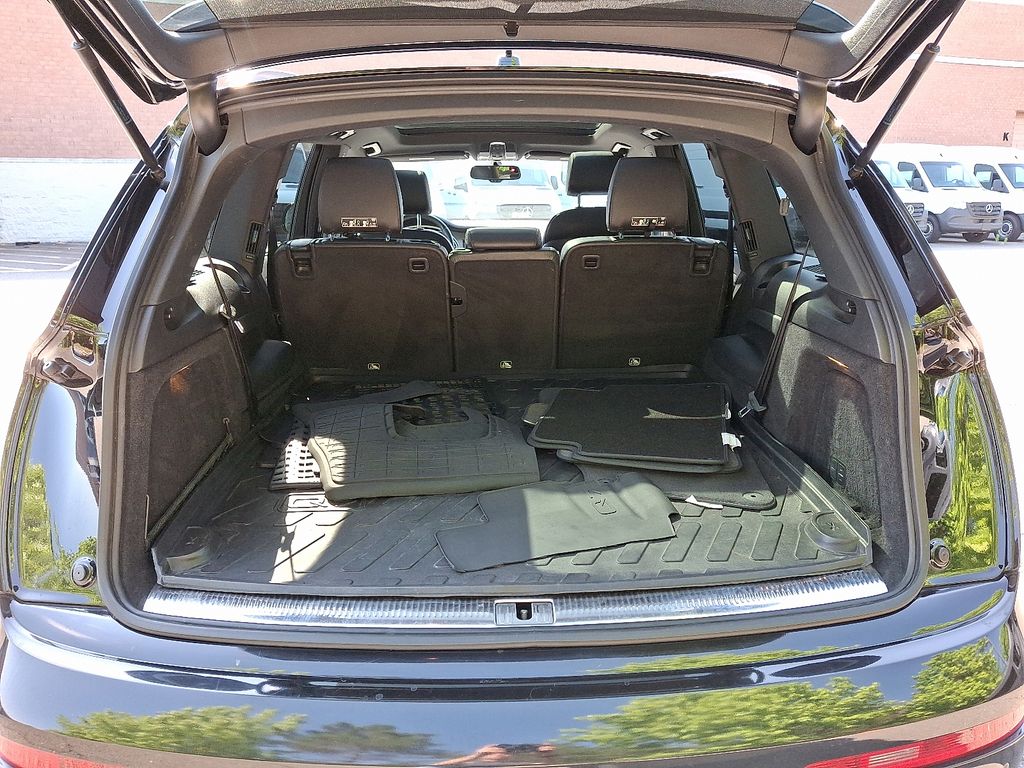 2014 Audi Q7 Prestige 29
