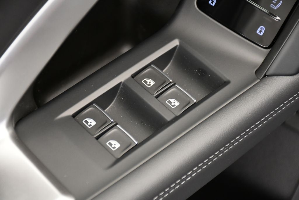 Thumbnail: 2025 Audi Q5 - 32