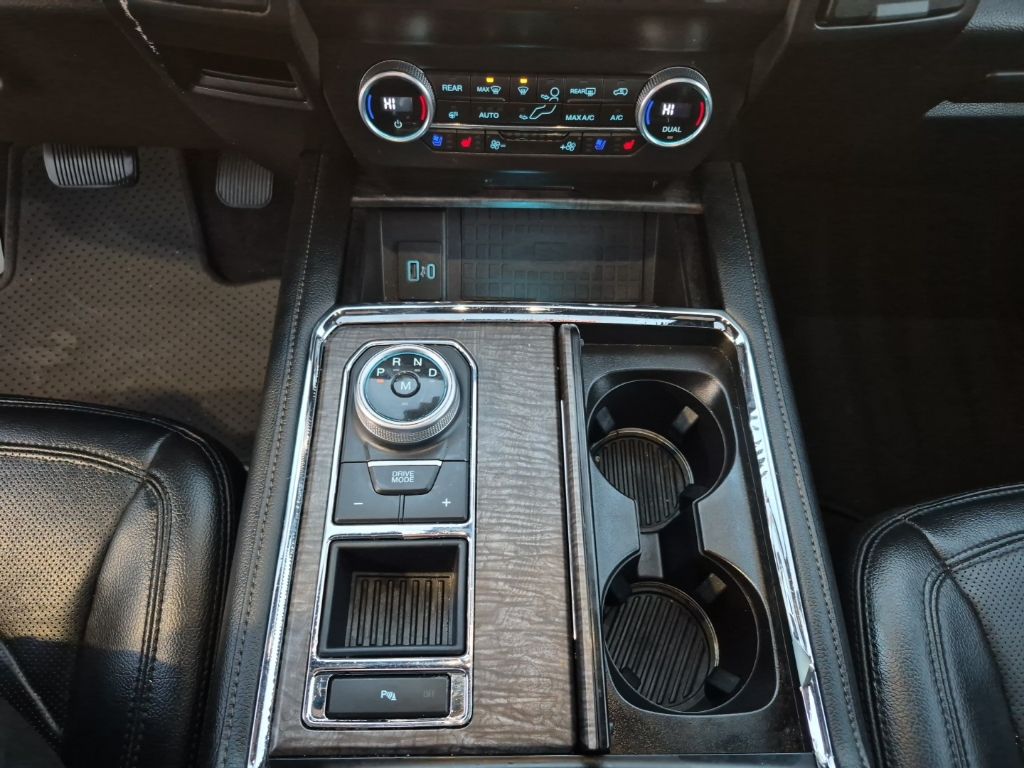 Used Car 2021 Ford Expedition  Limited For Sale Under $35,000 In Austin, Texas