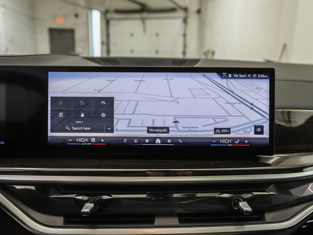 Thumbnail: 2025 BMW X7 - 17