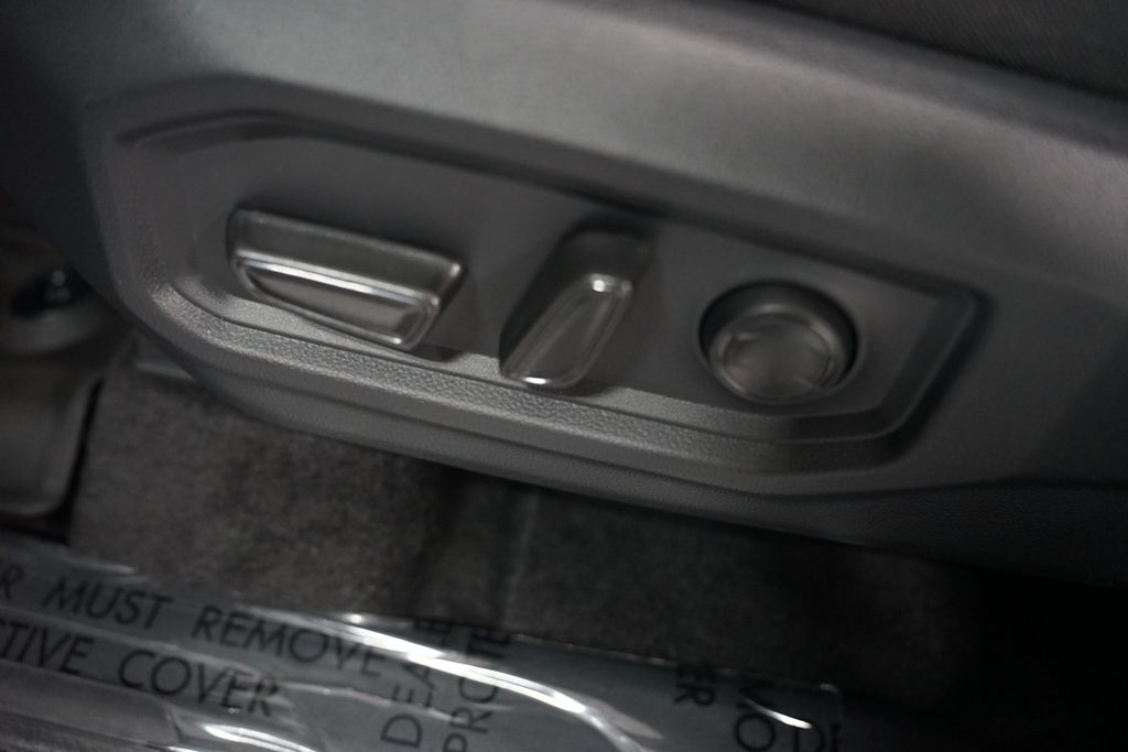 Thumbnail: 2026 Toyota Tundra - 11