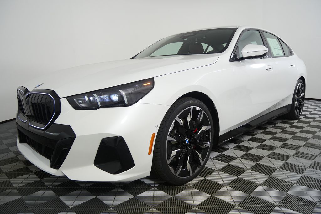 Thumbnail: 2026 BMW 5 Series - 7