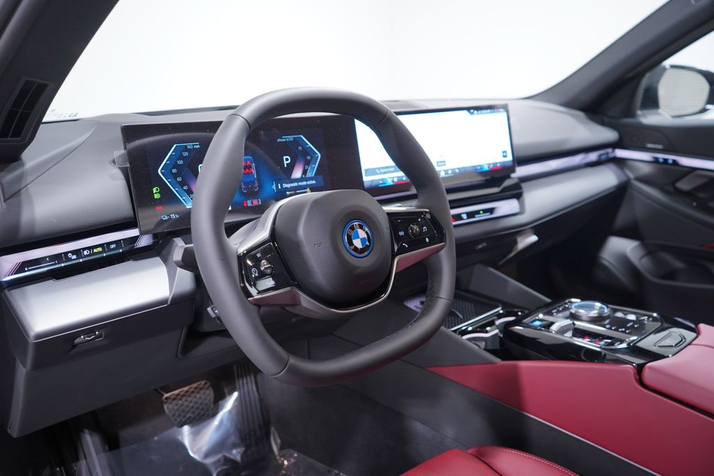 2025 BMW i5 eDrive40 6