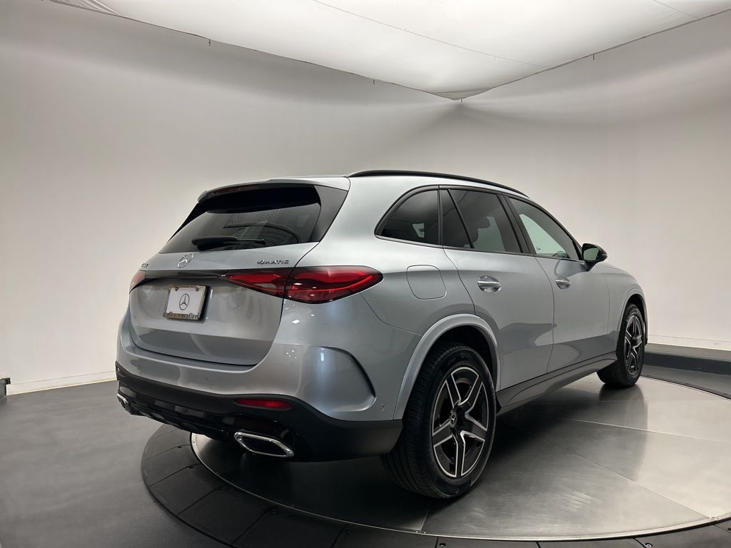 Thumbnail: 2025 Mercedes-Benz GLC - 7