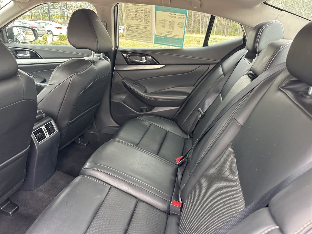 2023 Deep Blue Pearl Nissan Maxima SV FWD Sedan