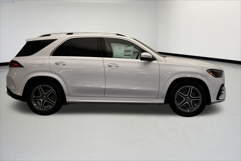 Thumbnail: 2026 Mercedes-Benz GLE - 6