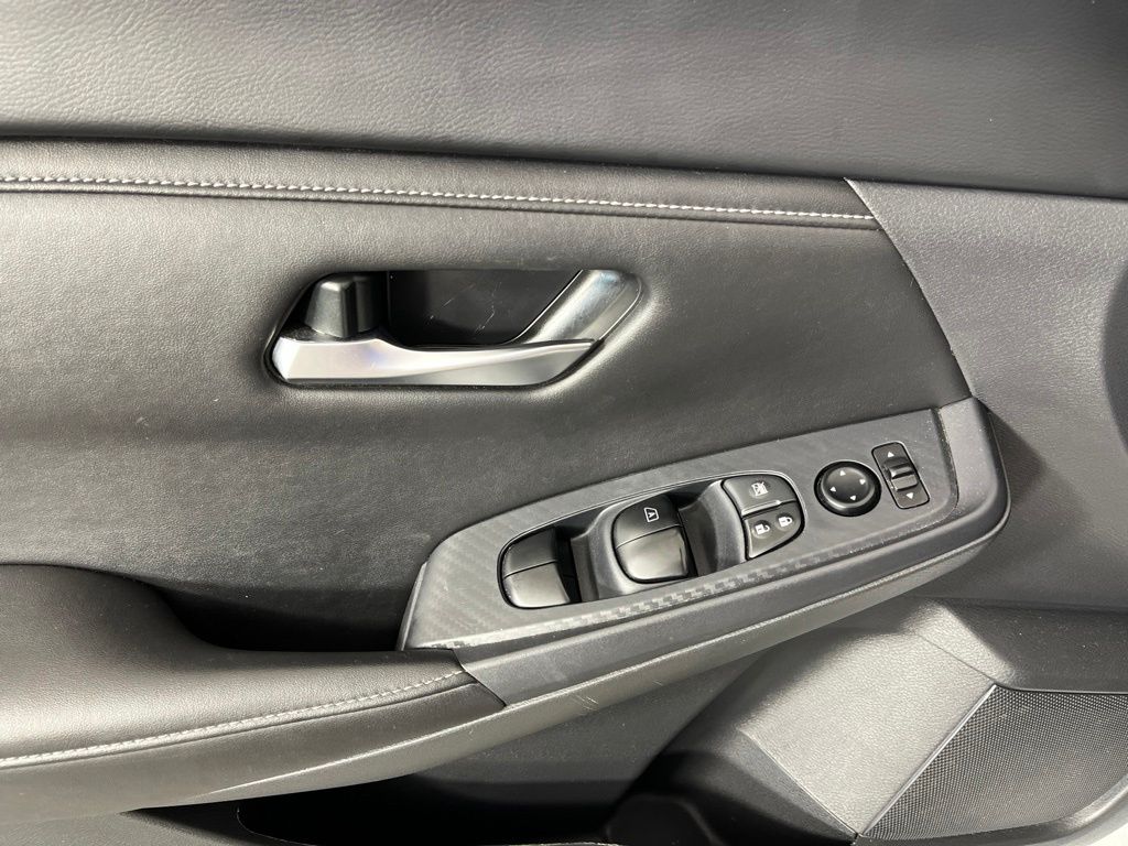 Thumbnail: 2024 Nissan Sentra - 21