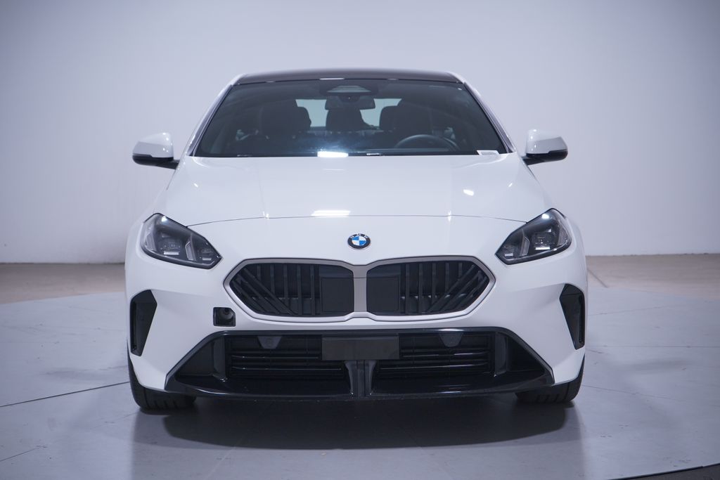 Thumbnail: 2025 BMW 2 Series - 4