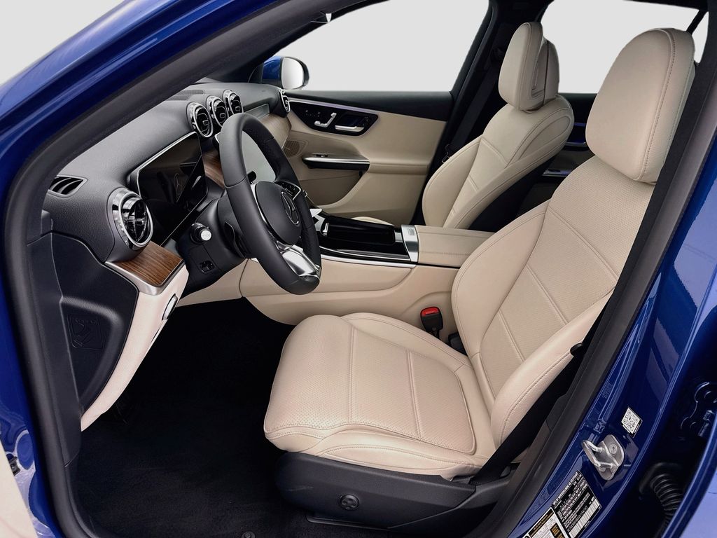 Thumbnail: 2027 Mercedes-Benz GLC - 17