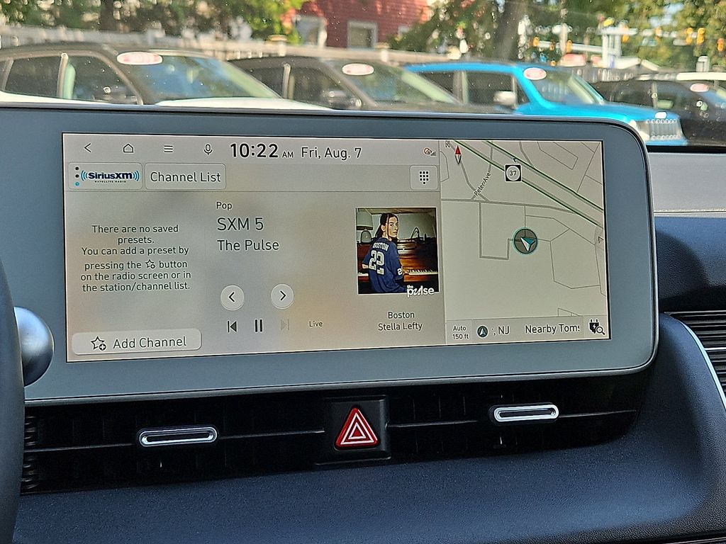 Thumbnail: 2022 Hyundai Ioniq 5 - 17