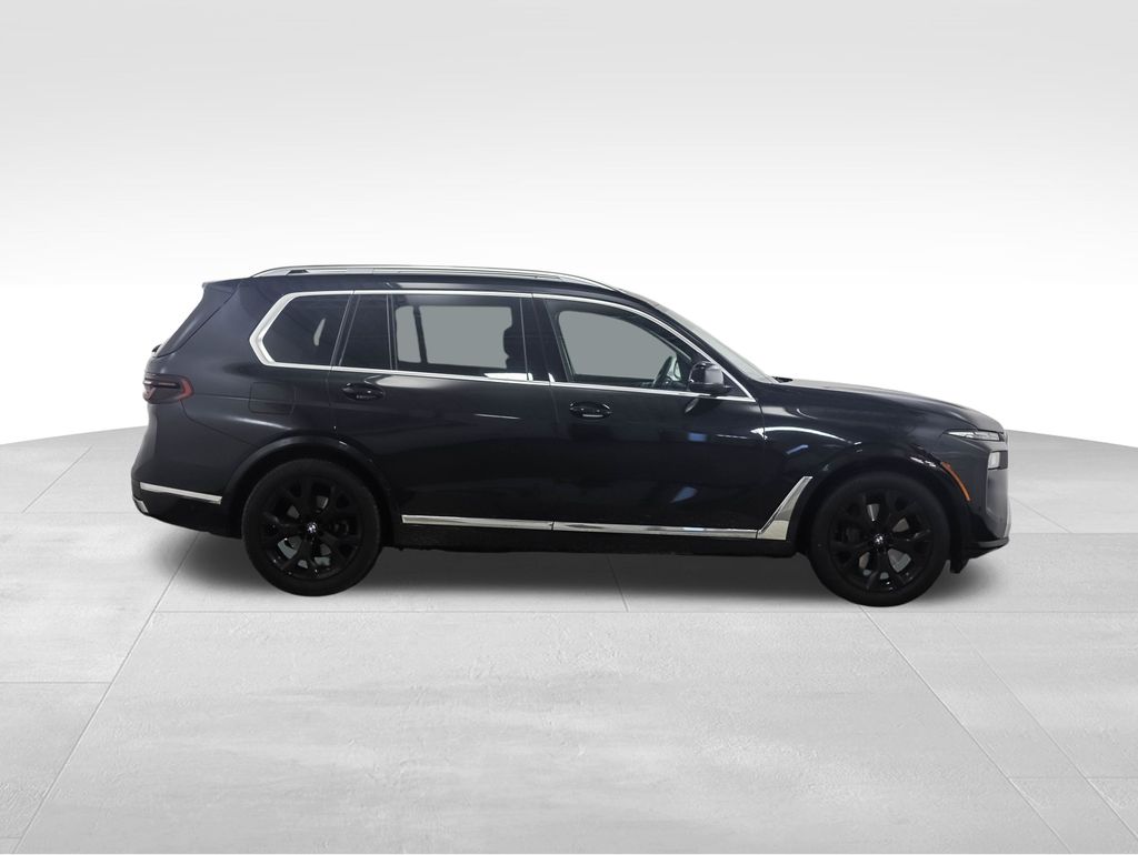 Thumbnail: 2023 BMW X7 - 6