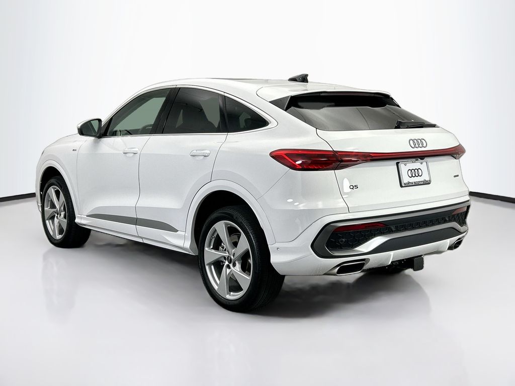Thumbnail: 2025 Audi Q5 - 7