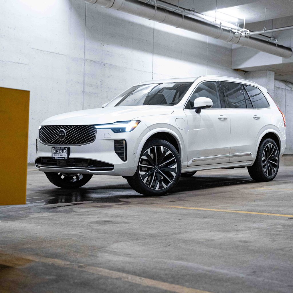 Crystal White Pearl 2026 Volvo XC90 Recharge T8 Plus 6-Passenger eAWD SUV / Crossover All-Wheel Drive Automatic