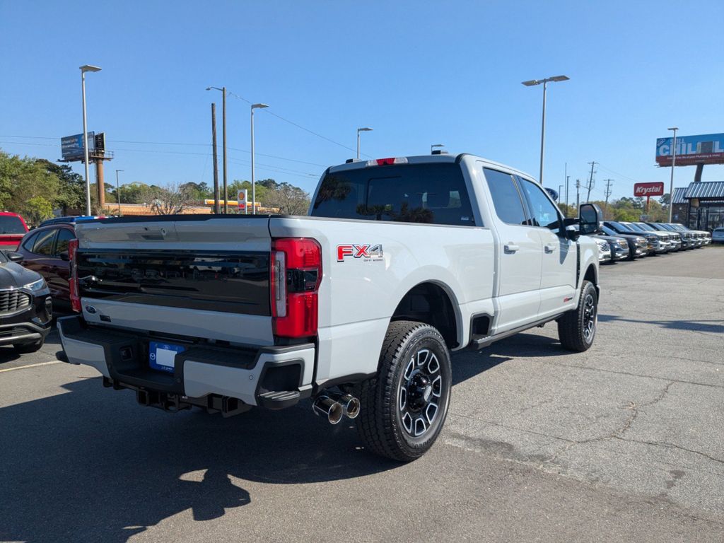 2026 Ford F-350 Super Duty Platinum