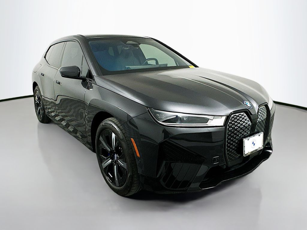 Thumbnail: 2023 BMW iX - 3