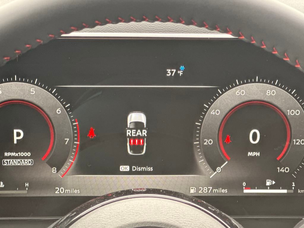 2025 Nissan Kicks SR photo