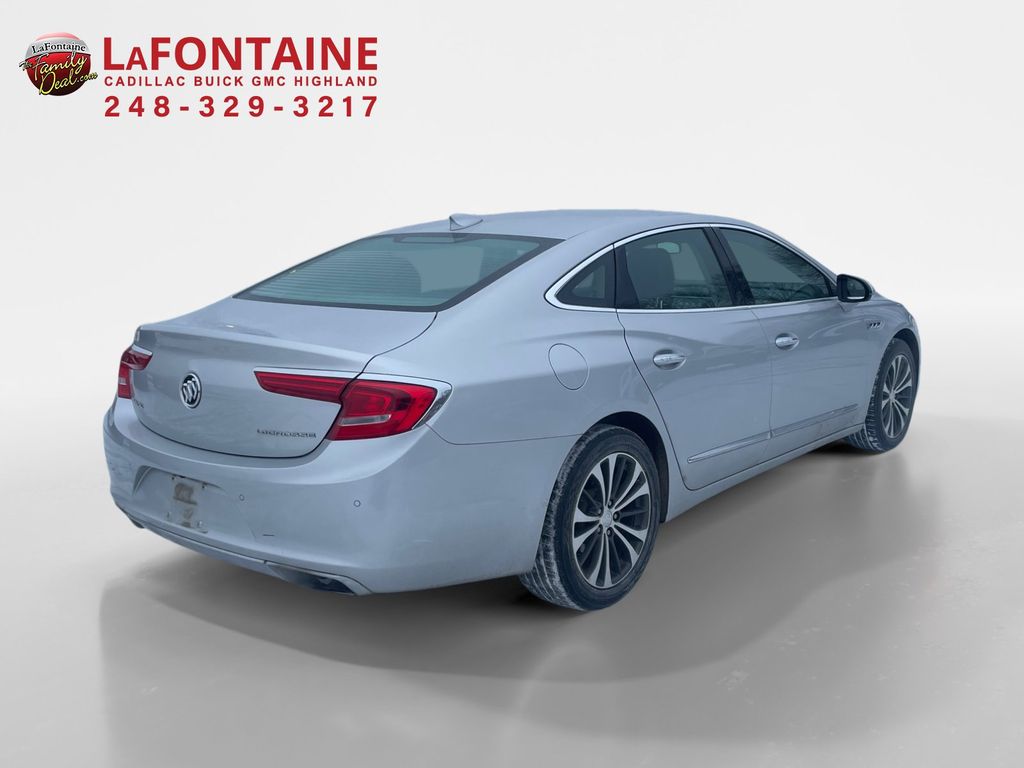 2017 Buick LaCrosse Essence 7