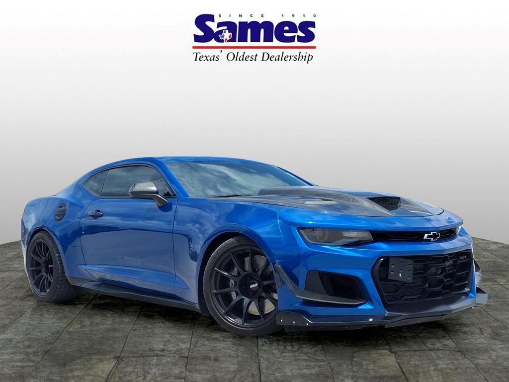 2017 Chevrolet Camaro ZL1 Coupe RWD