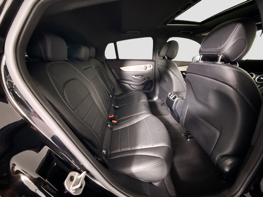 Thumbnail: 2023 Mercedes-Benz GLC - 22