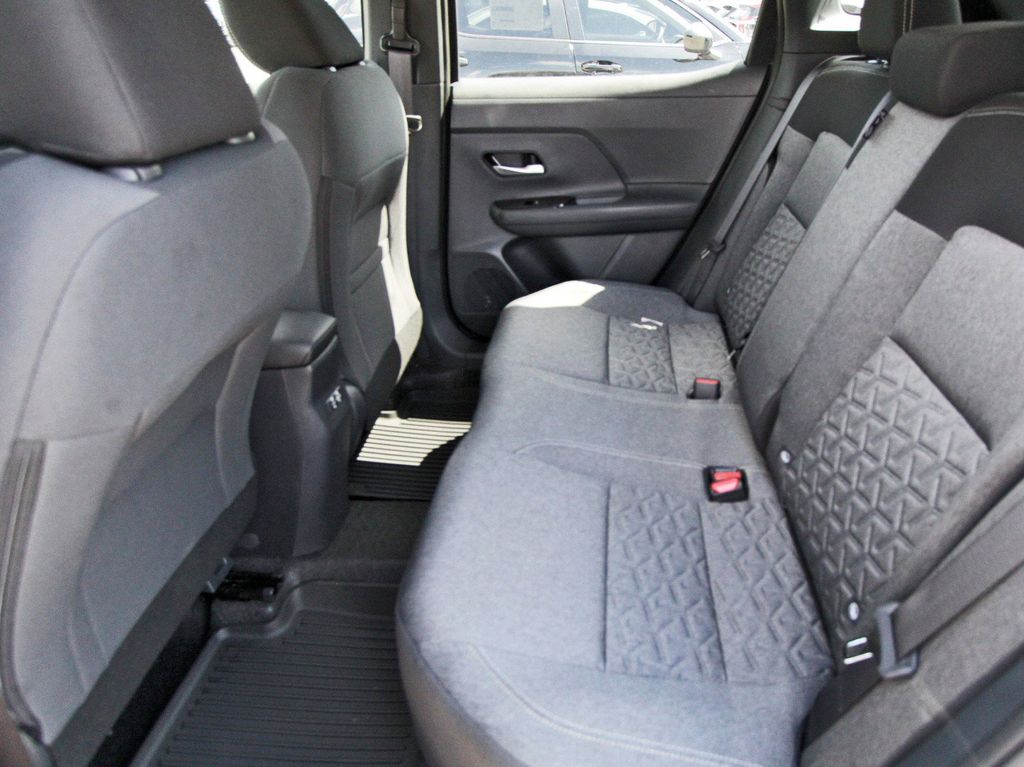 2026 Nissan Kicks SV - 6