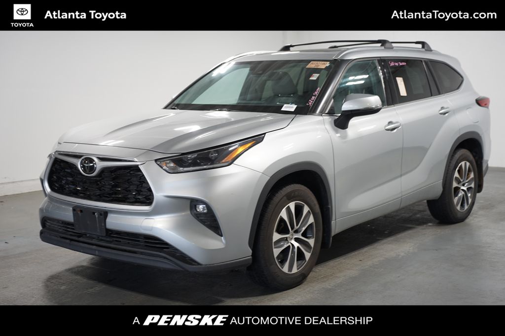 2021 Toyota Highlander XLE -
                Duluth, GA