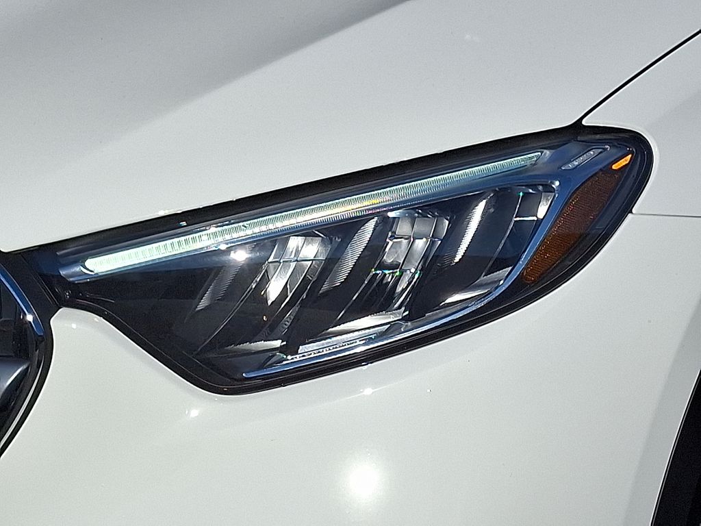 Thumbnail: 2026 Mercedes-Benz GLC - 7