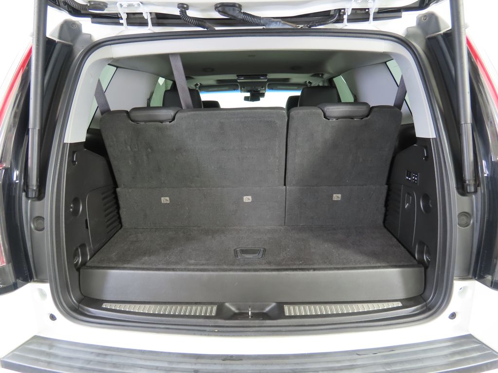 Thumbnail: 2017 Cadillac Escalade - 30