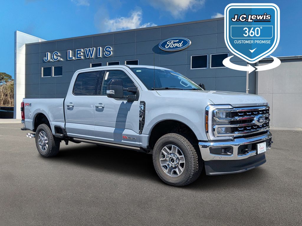 2026 Ford Super Duty F-350 SRW LARIAT